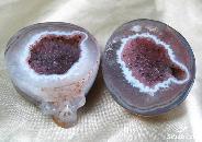 INTERESTING Geode Agate & Chalcedony Carved Crystal Treasure bowl Skull