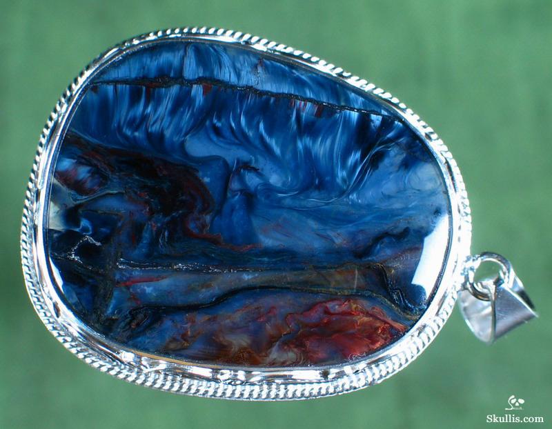 cabochon pendant