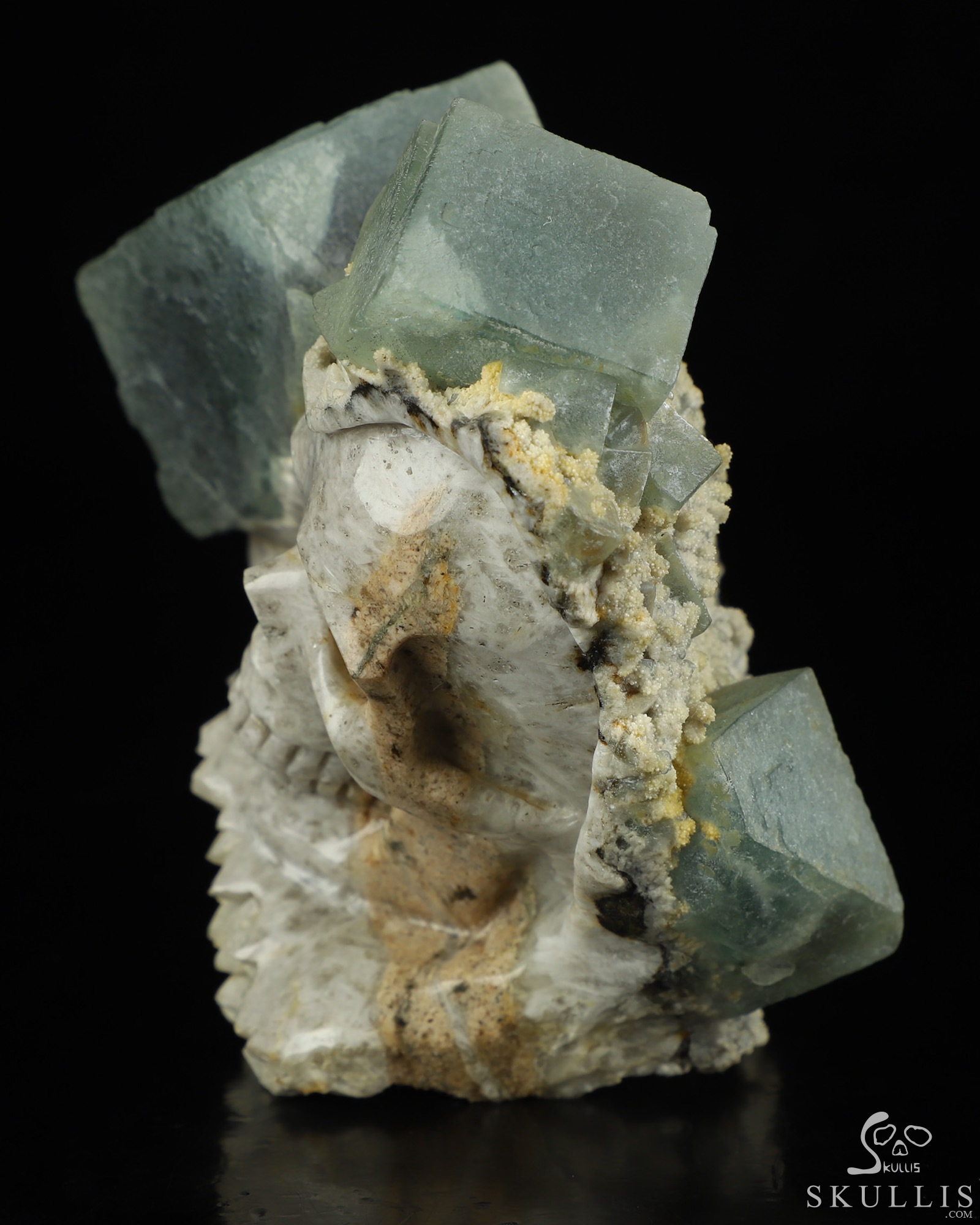 4.4" Fluorite Hand Carved Crystal Skull Fine Art Sculpture, Crystal Healing 4.4" Fluorite Hand Carved Crystal Skull Fine Art Sculpture, Crystal Healing