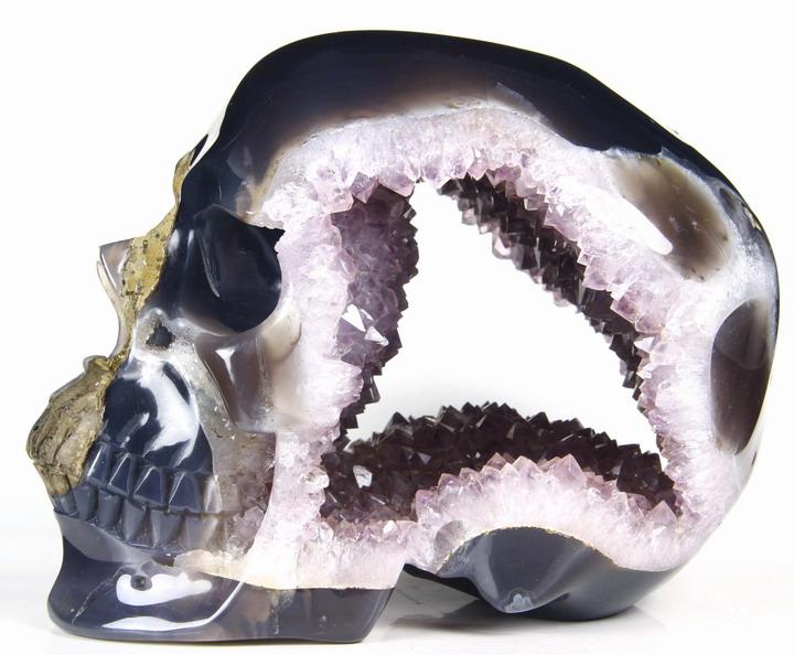 GIANT 7.3" Agate Carved Crystal Skull Geode, Realistic GIANT 7.3" Agate Carved Crystal Skull Geode, Realistic