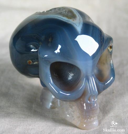2.6" Agate Geode Carved Crystal Alien Skull 2.6" Agate Geode Carved Crystal Alien Skull