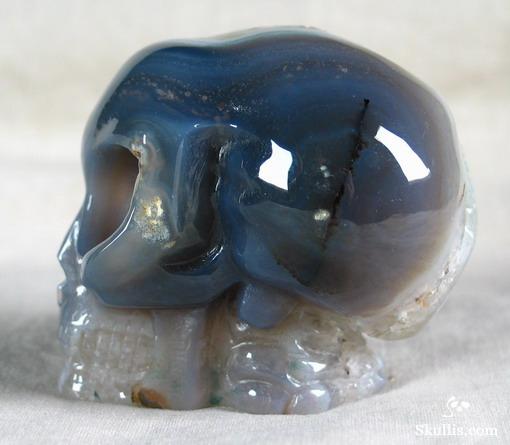 2.6" Agate Geode Carved Crystal Alien Skull 2.6" Agate Geode Carved Crystal Alien Skull
