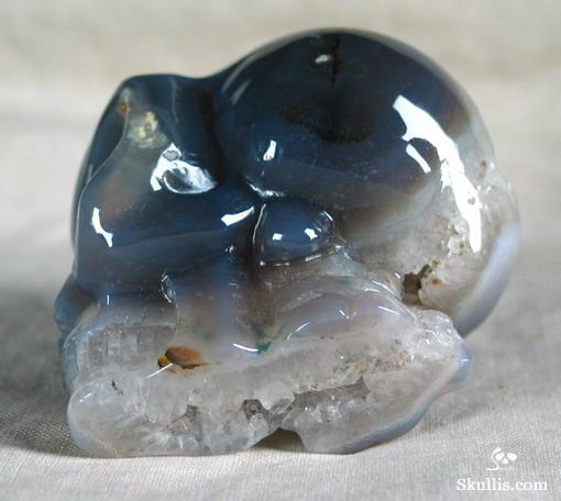 2.6" Agate Geode Carved Crystal Alien Skull 2.6" Agate Geode Carved Crystal Alien Skull