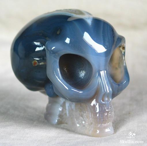 2.6" Agate Geode Carved Crystal Alien Skull 2.6" Agate Geode Carved Crystal Alien Skull