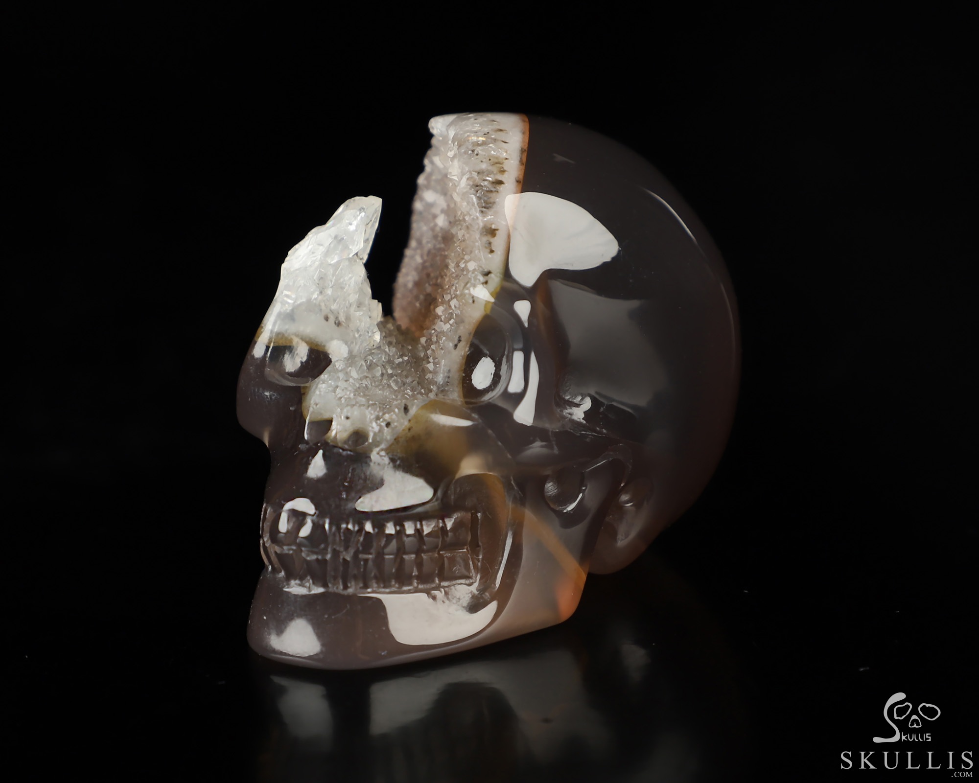 2.0" Agate Geode Hand Carved Crystal Skull, Realistic, Crystal Healing 2.0" Agate Geode Hand Carved Crystal Skull, Realistic, Crystal Healing