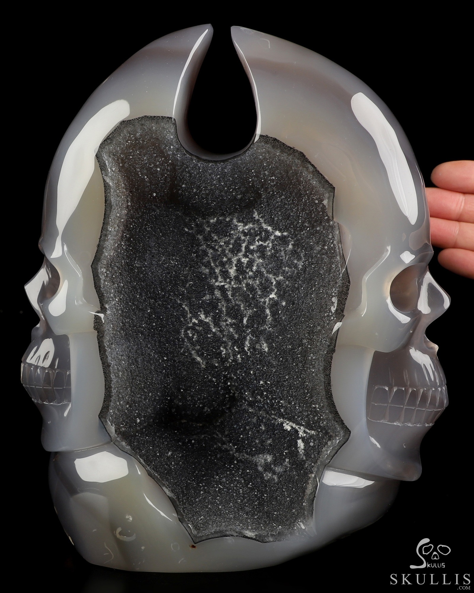 8.9" Agate Geode Hand Carved Double Crystal Skulls Fine Art Sculpture, Crystal Healing 8.9" Agate Geode Hand Carved Double Crystal Skulls Fine Art Sculpture, Crystal Healing