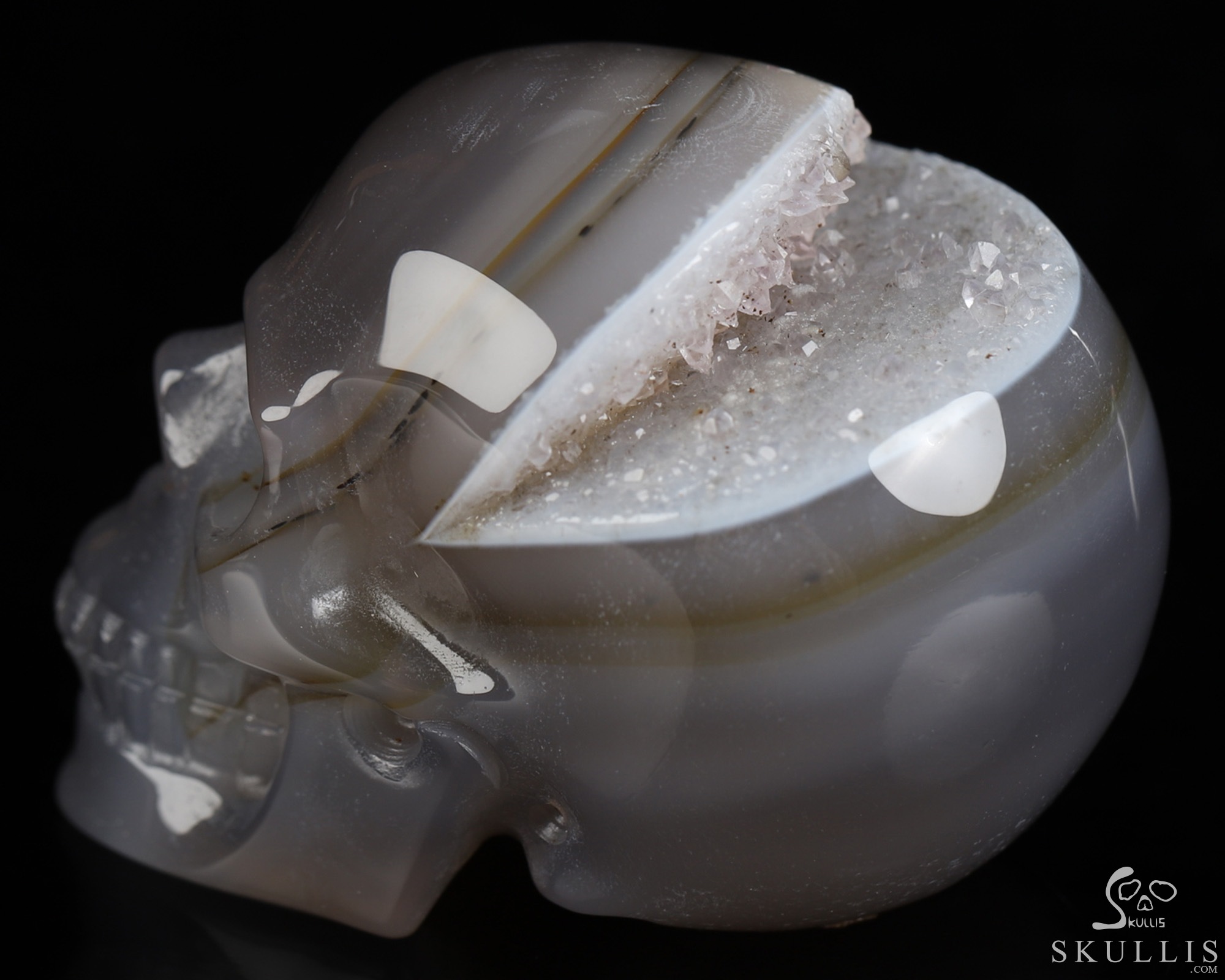 2.0" Premium Brazilian Agate Hand Carved Crystal Skull, Realistic, Crystal Healing 2.0" Premium Brazilian Agate Hand Carved Crystal Skull, Realistic, Crystal Healing