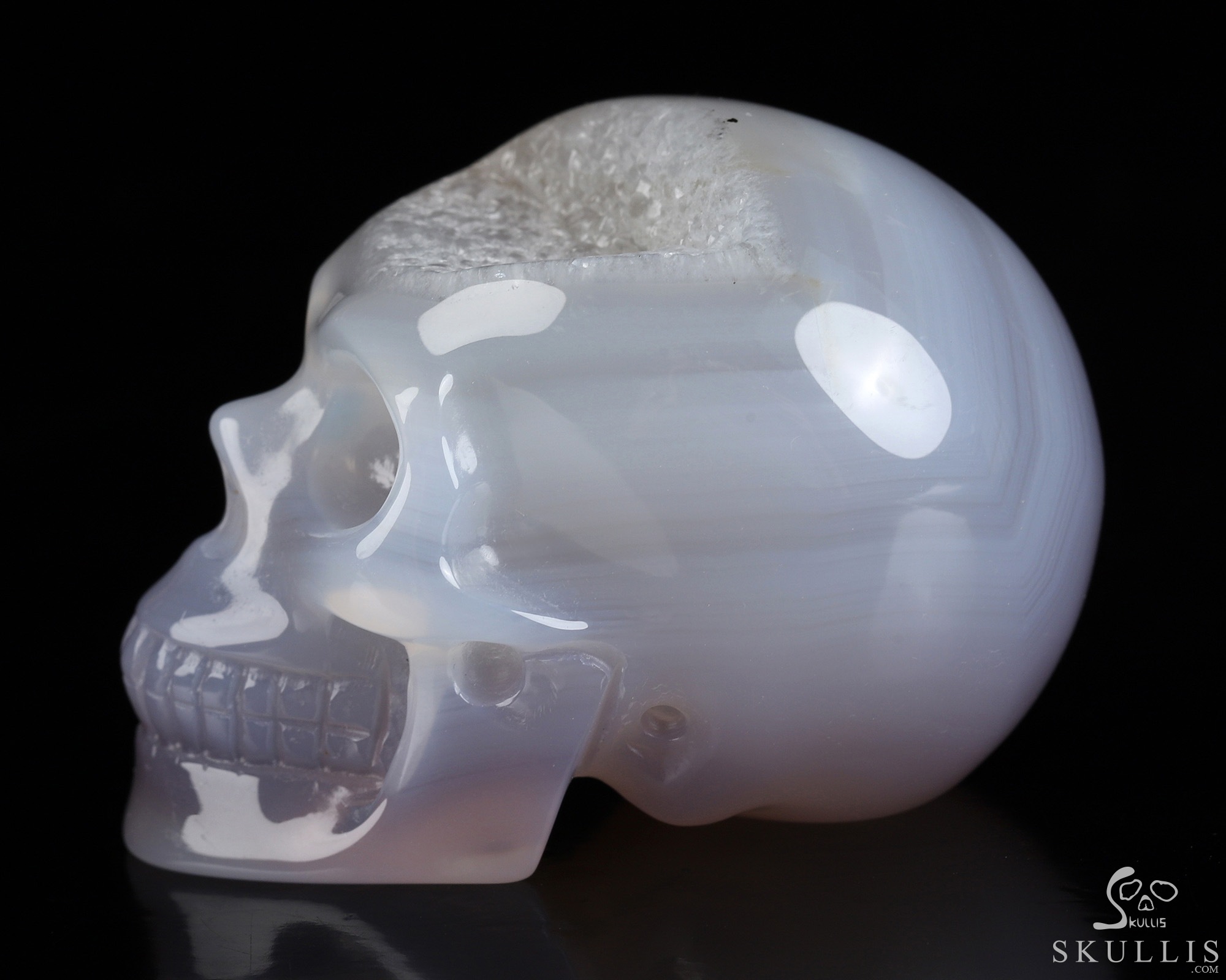 2.0" Agate Geode Hand Carved Crystal Skull, Realistic, Crystal Healing 2.0" Agate Geode Hand Carved Crystal Skull, Realistic, Crystal Healing