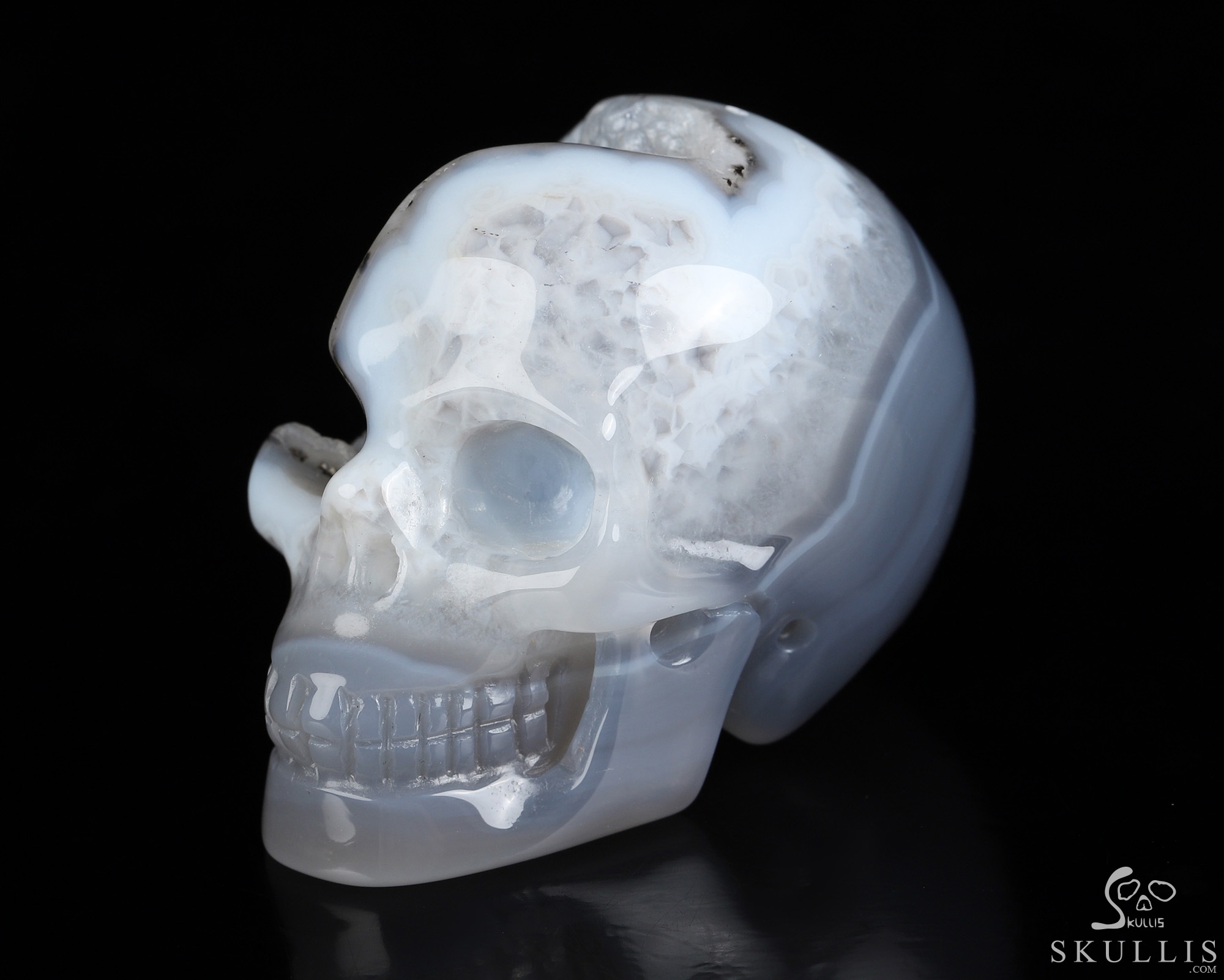 2.0" Agate Geode Hand Carved Crystal Skull, Realistic, Crystal Healing 2.0" Agate Geode Hand Carved Crystal Skull, Realistic, Crystal Healing