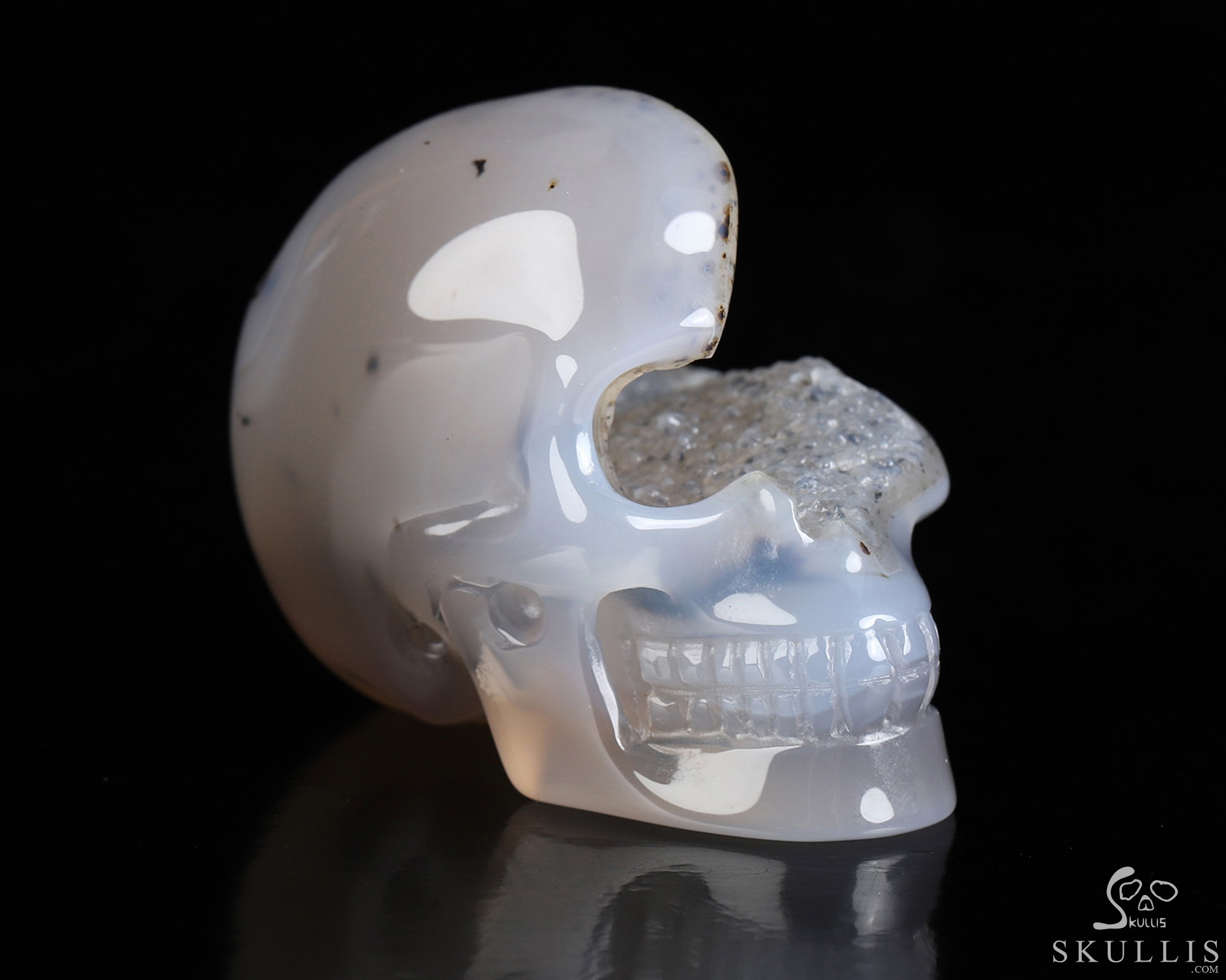 2.0" Agate Geode Hand Carved Crystal Skull, Realistic, Crystal Healing 2.0" Agate Geode Hand Carved Crystal Skull, Realistic, Crystal Healing