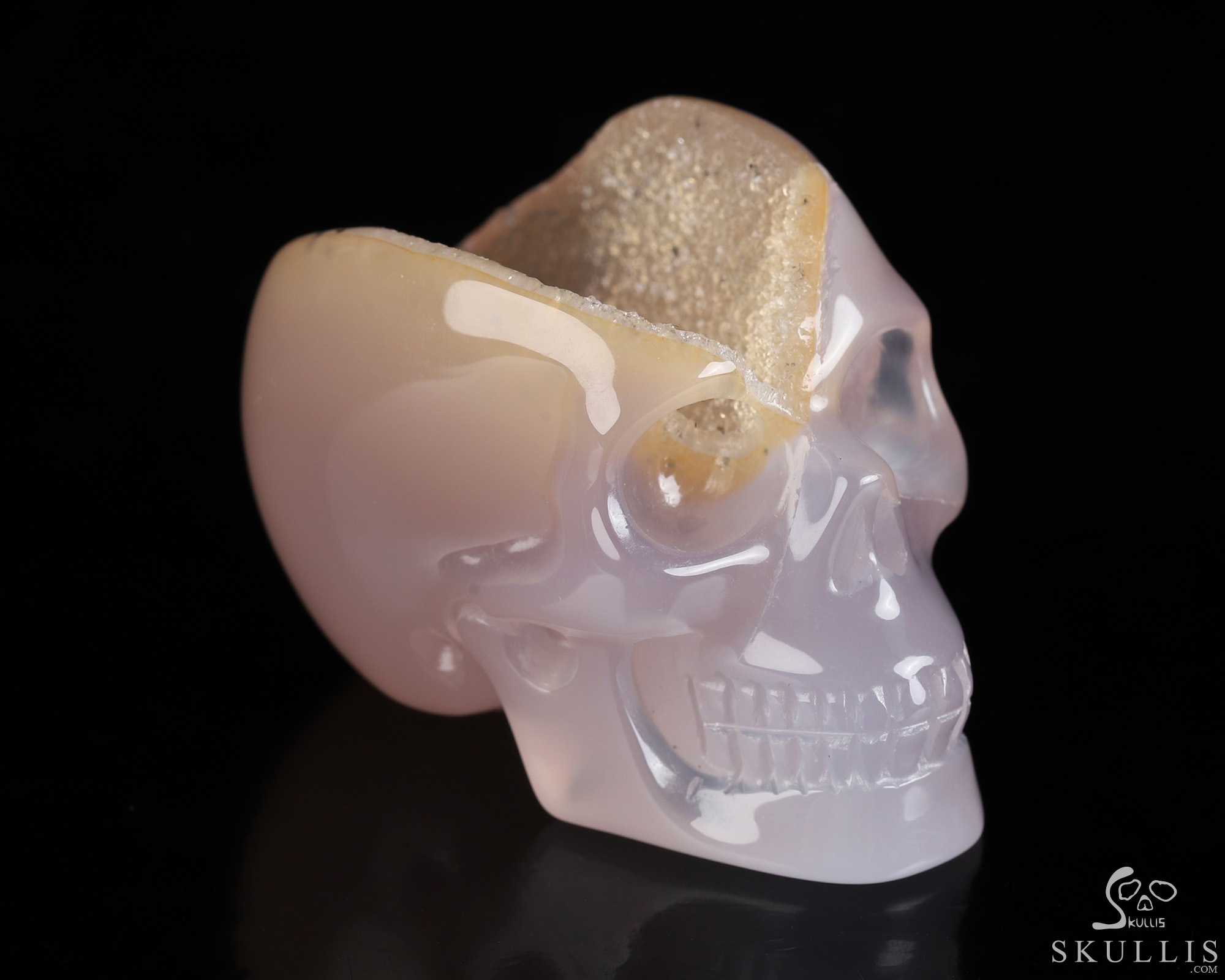 2.0" Agate Geode Hand Carved Crystal Skull, Realistic, Crystal Healing 2.0" Agate Geode Hand Carved Crystal Skull, Realistic, Crystal Healing