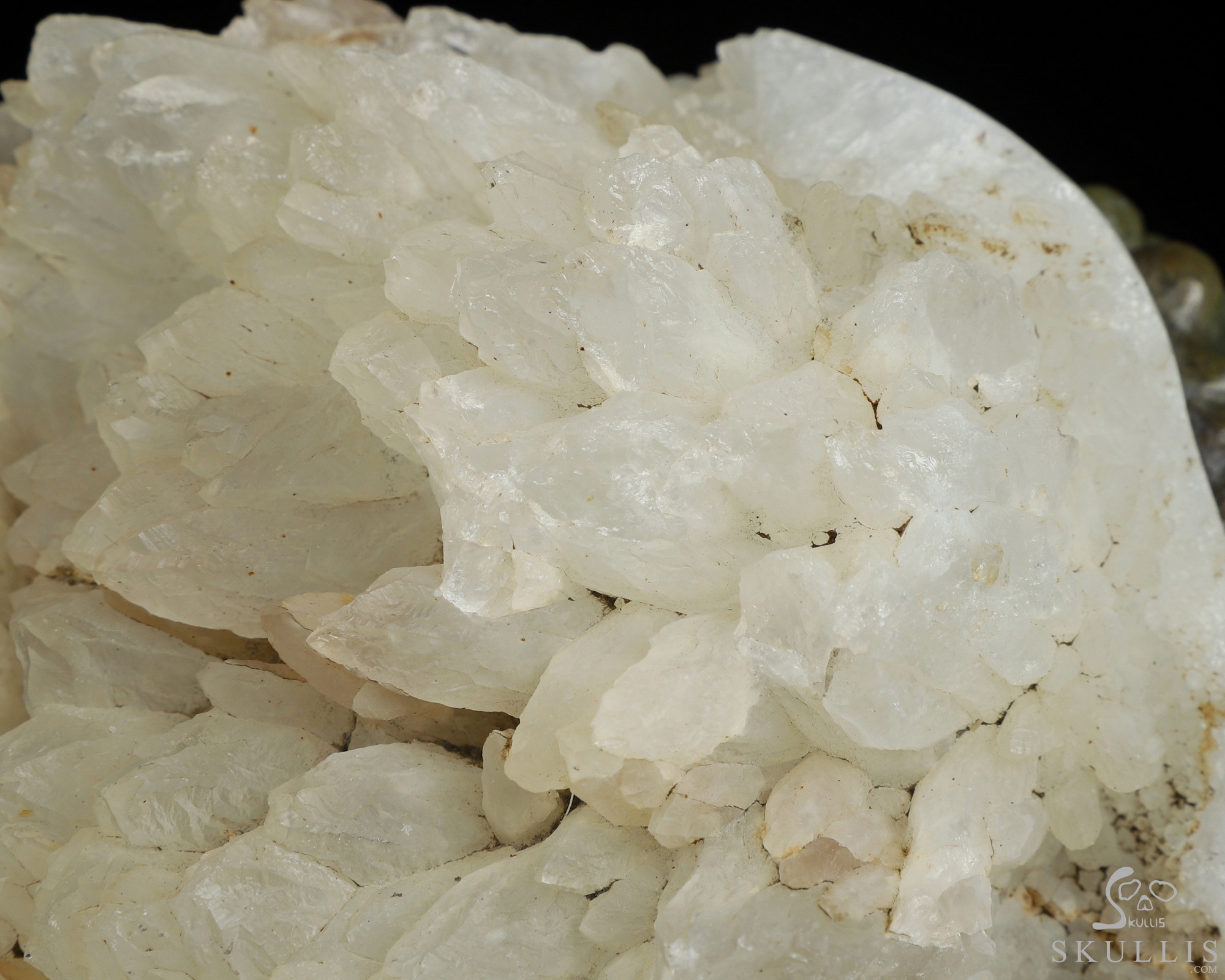 6.9" Quartz rock druse Hand Carved Crystal Skull Fine Art Sculpture, Crystal Healing 6.9" Quartz rock druse Hand Carved Crystal Skull Fine Art Sculpture, Crystal Healing