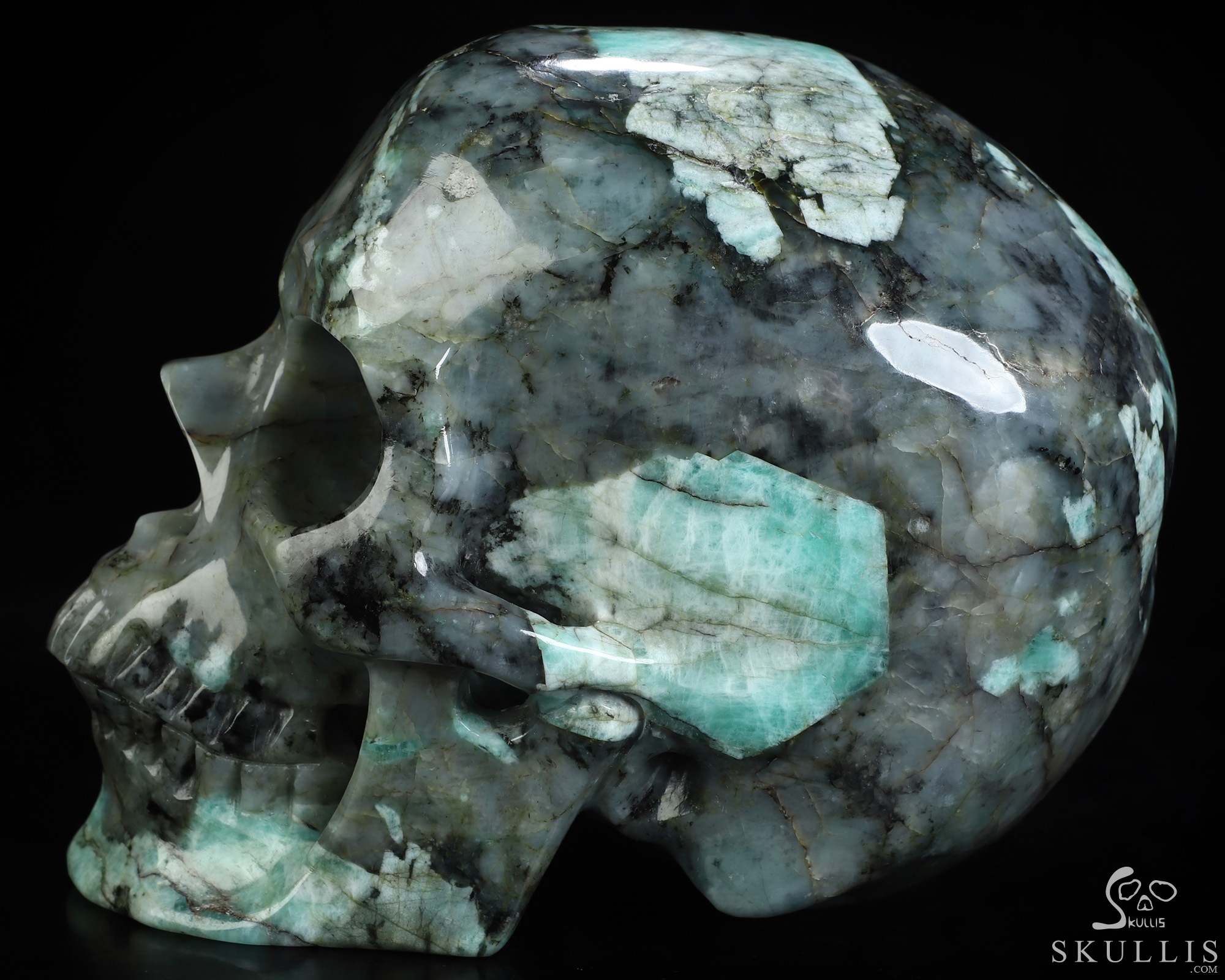 Gemstone Lifesized 6.8" Emerald Hand Carved Crystal Skull, Super Realistic, Crystal Healing Gemstone Lifesized 6.8" Emerald Hand Carved Crystal Skull, Super Realistic, Crystal Healing