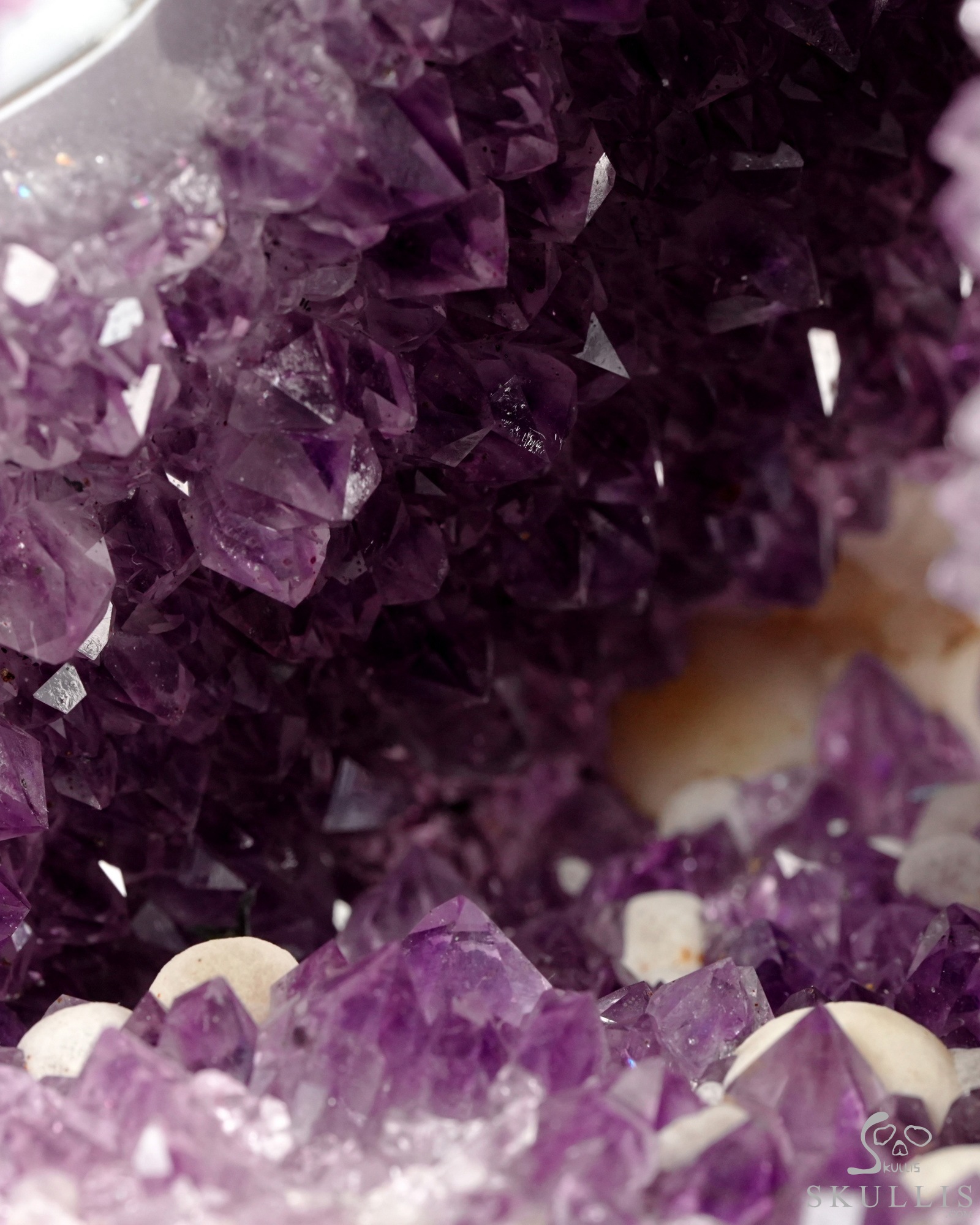 Aug 17, 2026 ACSAD (A Crystal Skull a Day) - Cosmic Snowfall - Lifesized 9.1" Agate Amethyst Geode Hand Carved Crystal Skull, Super Realistic, Crystal Healing Aug 17, 2026 ACSAD (A Crystal Skull a Day) - Cosmic Snowfall - Lifesized 9.1" Agate Amethyst Geode Hand Carved Crystal Skull, Super Realistic, Crystal Healing