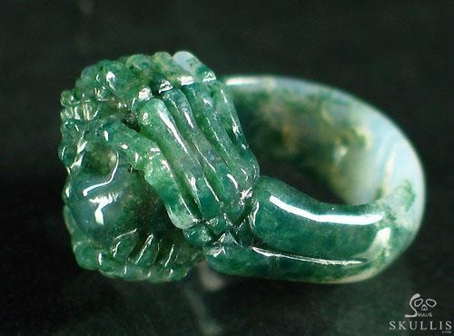 Embrace of Love - US size 7 Green Moss Agate Hand Carved Crystal Skull Ring, Crystal Healing Skull Jewelry, for Women & Men Embrace of Love - US size 7 Green Moss Agate Hand Carved Crystal Skull Ring, Crystal Healing Skull Jewelry, for Women & Men