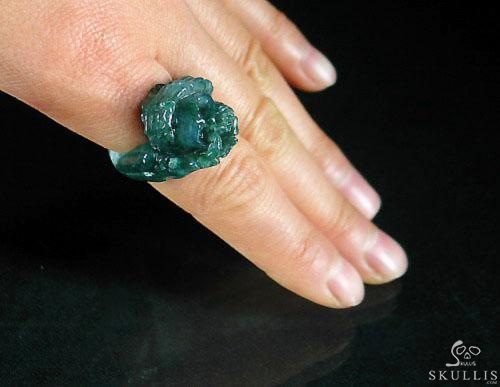 Embrace of Love - US size 7 Green Moss Agate Hand Carved Crystal Skull Ring, Crystal Healing Skull Jewelry, for Women & Men Embrace of Love - US size 7 Green Moss Agate Hand Carved Crystal Skull Ring, Crystal Healing Skull Jewelry, for Women & Men