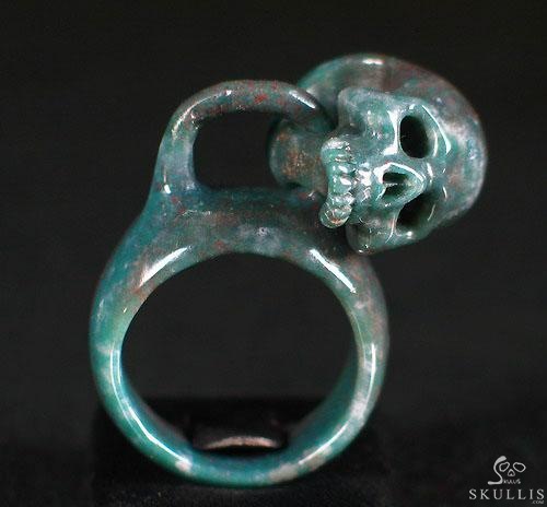 Indian Agate Carved Crystal Skull Ring, Size 9 1/2 Indian Agate Carved Crystal Skull Ring, Size 9 1/2