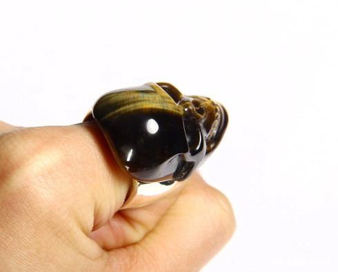 AMAZING FLASH Size 11, Tiger Eye Carved Crystal Skull Ring AMAZING FLASH Size 11, Tiger Eye Carved Crystal Skull Ring