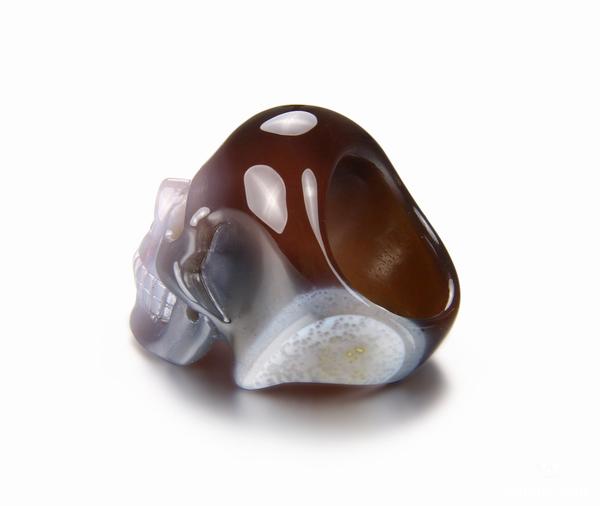 Size 7.5 Fine Gemstone Mozambique Agate Carved Crystal Skull Ring #4804491 Size 7.5 Fine Gemstone Mozambique Agate Carved Crystal Skull Ring #4804491