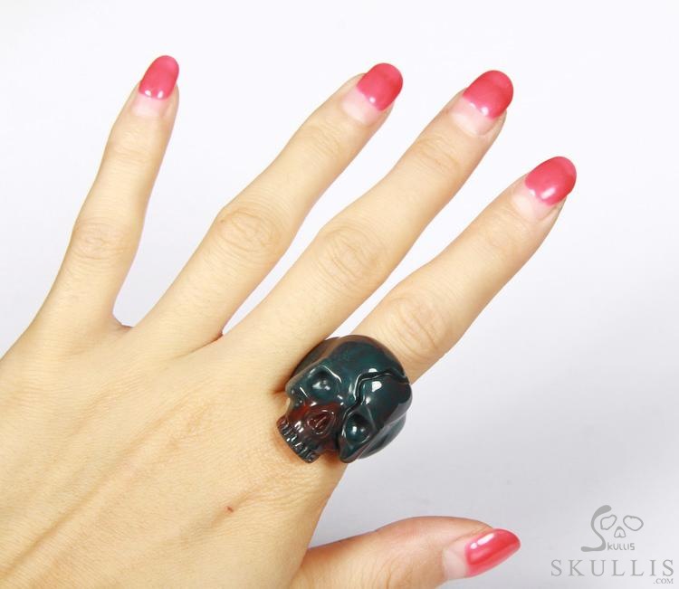 Jawless Skull Ring - US size 8 Bloodstone Hand Carved Crystal Skull Ring, Crytstal Healing Skull Jewelry, for Women & Men Jawless Skull Ring - US size 8 Bloodstone Hand Carved Crystal Skull Ring, Crytstal Healing Skull Jewelry, for Women & Men