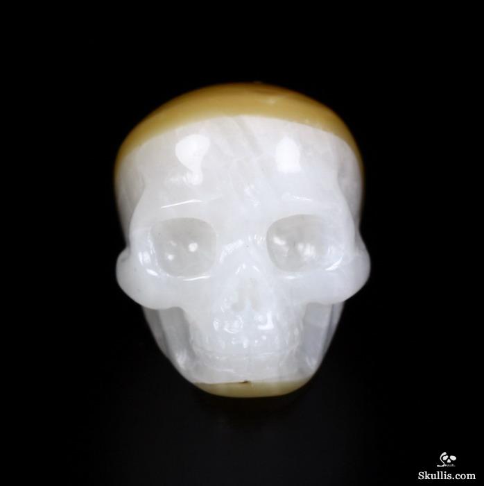 0.7" Pearl Carved Crystal Skull 0.7" Pearl Carved Crystal Skull