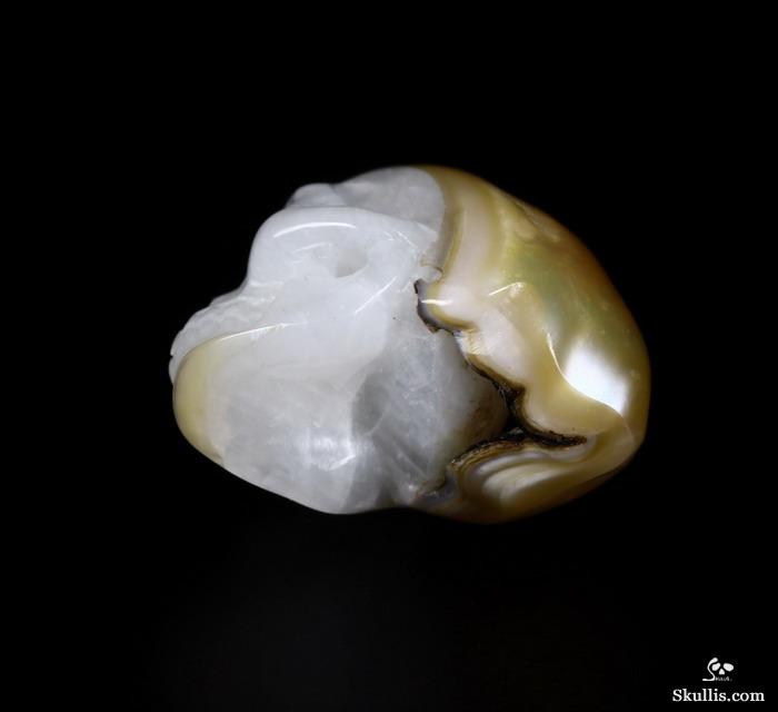 0.7" Pearl Carved Crystal Skull 0.7" Pearl Carved Crystal Skull