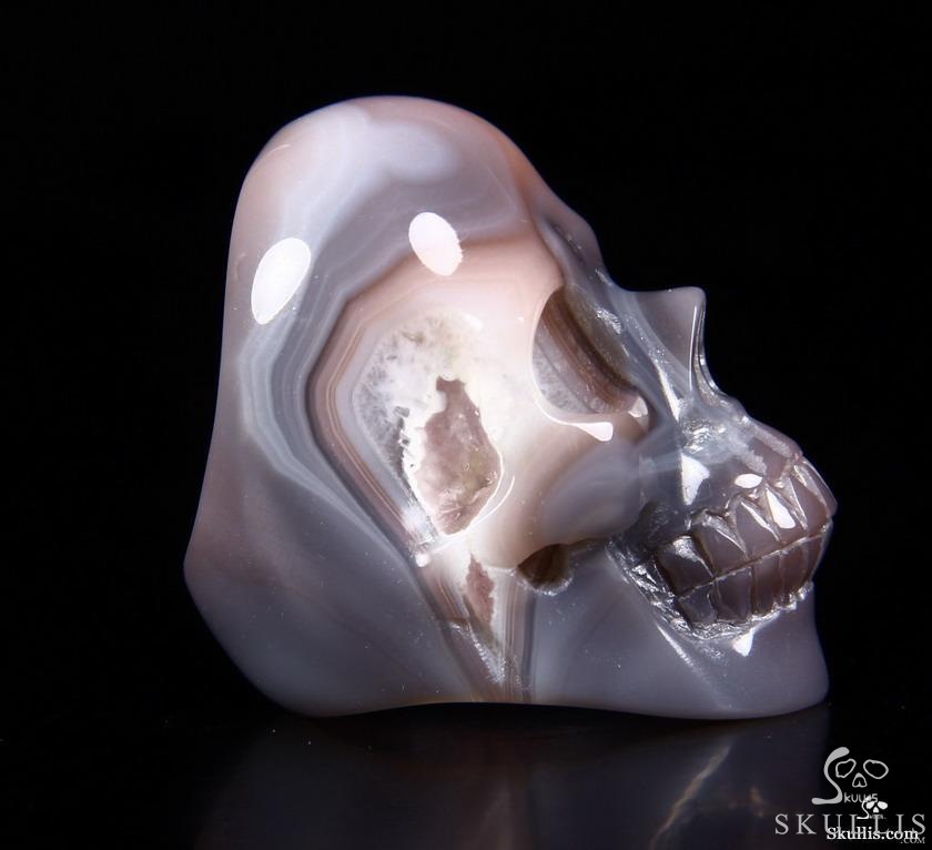 The Poetic Dreamer - US size 8 Mozambique Agate Hand Carved Crystal Skull Ring, Crystal Healing Skull Jewelry, for Women & Men The Poetic Dreamer - US size 8 Mozambique Agate Hand Carved Crystal Skull Ring, Crystal Healing Skull Jewelry, for Women & Men