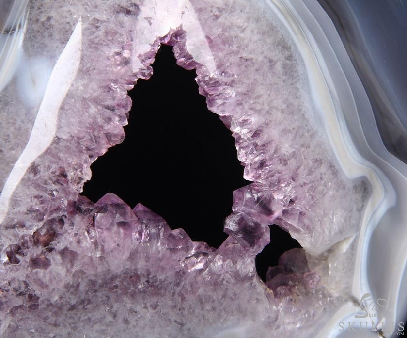 (3.5LB)Amazing Amethyst Geode Lifesized Titan 9.0" Amethyst & Agate Geode Carved Crystal Skull, Realistic (3.5LB)Amazing Amethyst Geode Lifesized Titan 9.0" Amethyst & Agate Geode Carved Crystal Skull, Realistic