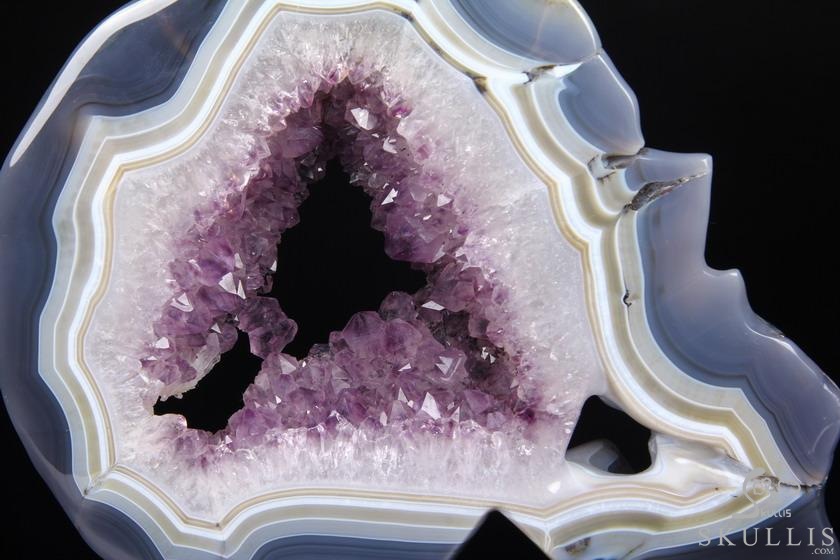 (3.5LB)Amazing Amethyst Geode Lifesized Titan 9.0" Amethyst & Agate Geode Carved Crystal Skull, Realistic (3.5LB)Amazing Amethyst Geode Lifesized Titan 9.0" Amethyst & Agate Geode Carved Crystal Skull, Realistic