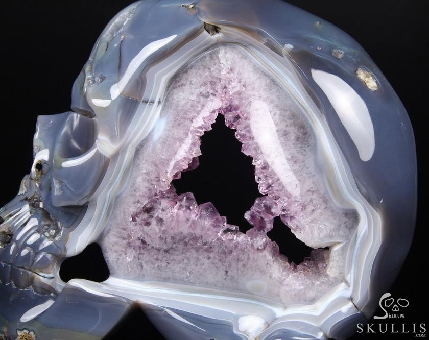 (3.5LB)Amazing Amethyst Geode Lifesized Titan 9.0" Amethyst & Agate Geode Carved Crystal Skull, Realistic (3.5LB)Amazing Amethyst Geode Lifesized Titan 9.0" Amethyst & Agate Geode Carved Crystal Skull, Realistic
