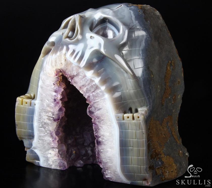 Giant 6.5" Agate Geode Carved Crystal Skull & Castle Giant 6.5" Agate Geode Carved Crystal Skull & Castle