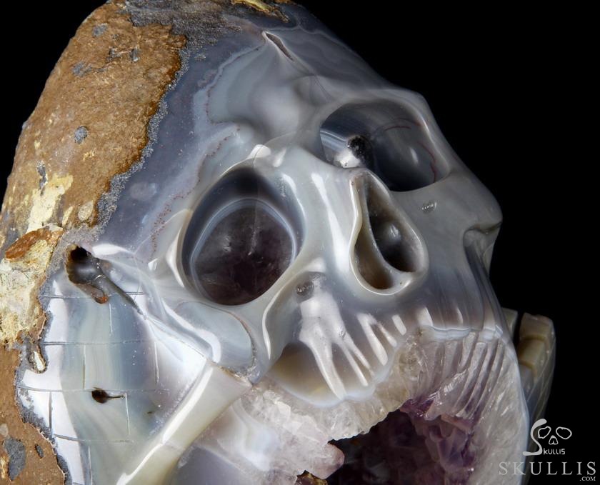 Giant 6.5" Agate Geode Carved Crystal Skull & Castle Giant 6.5" Agate Geode Carved Crystal Skull & Castle