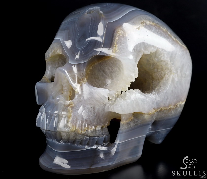 Lifesized Geode 6.5" Agate Geode Carved Crystal Skull,Super Realistic, Crystal Healing Lifesized Geode 6.5" Agate Geode Carved Crystal Skull,Super Realistic, Crystal Healing