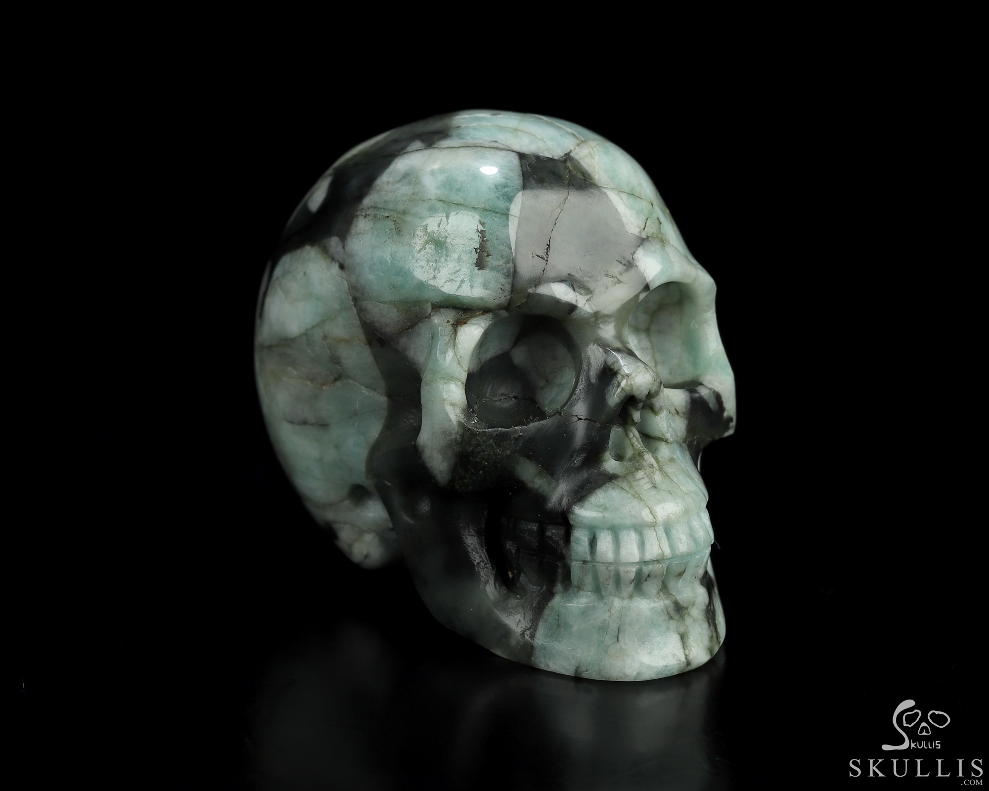 2.0" New Emerald Hand Carved Crystal Skull, Realistic, Crystal Healing 2.0" New Emerald Hand Carved Crystal Skull, Realistic, Crystal Healing