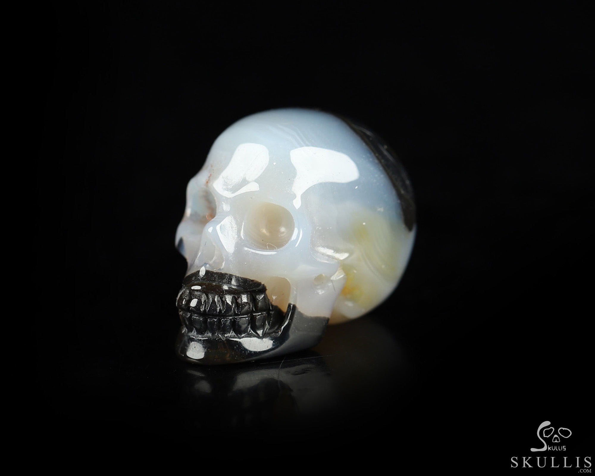 0.9" Banded Agate Hand Carved Crystal Skull, Realistic, Crystal Healing 0.9" Banded Agate Hand Carved Crystal Skull, Realistic, Crystal Healing