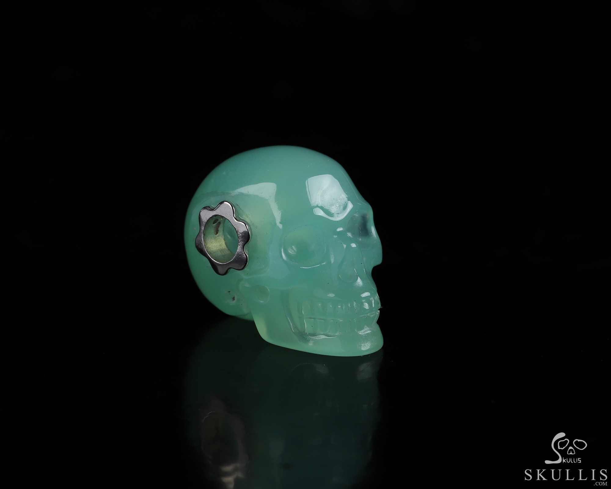Necklace of 0.7" Chrysoprase Hand Carved Crystal Skull Pendant, Skull Jewelry Necklace of 0.7" Chrysoprase Hand Carved Crystal Skull Pendant, Skull Jewelry