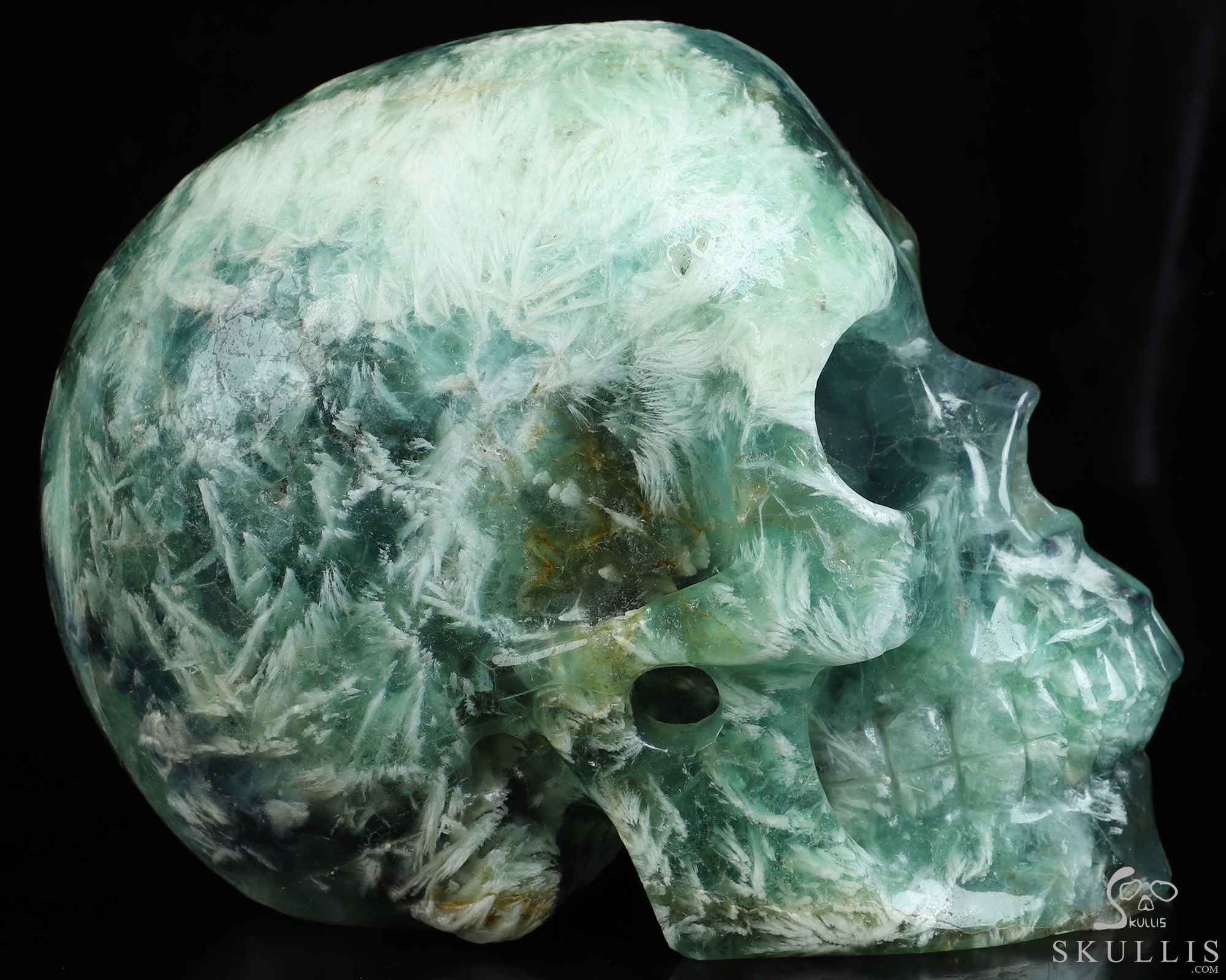Lifesized 6.7" Fluorite Hand Carved Crystal Skull, Realistic, Crystal Healing Lifesized 6.7" Fluorite Hand Carved Crystal Skull, Realistic, Crystal Healing