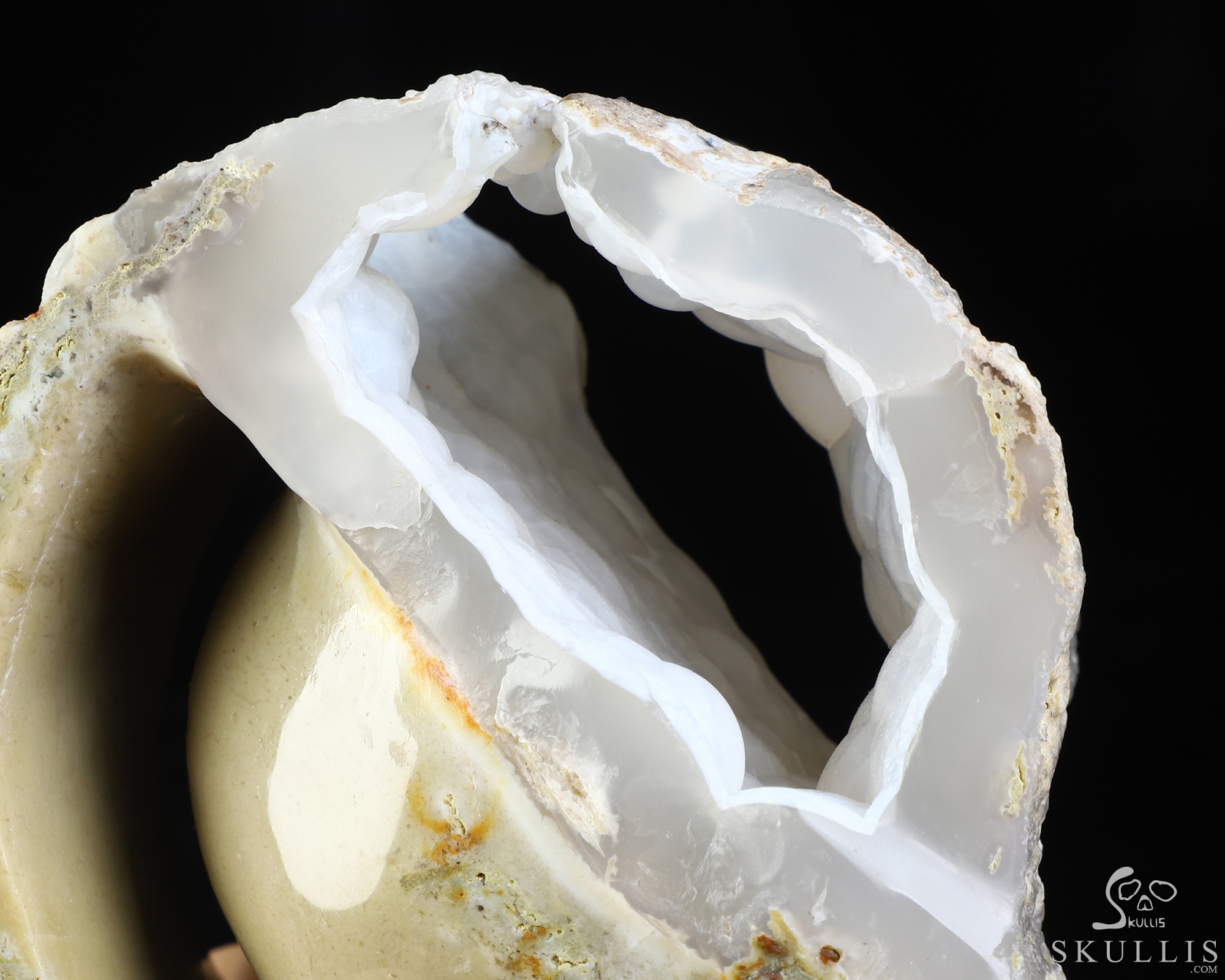 4.3" Agate Hand Carved Crystal Skull Fine Art Sculpture, Crystal Healing 4.3" Agate Hand Carved Crystal Skull Fine Art Sculpture, Crystal Healing