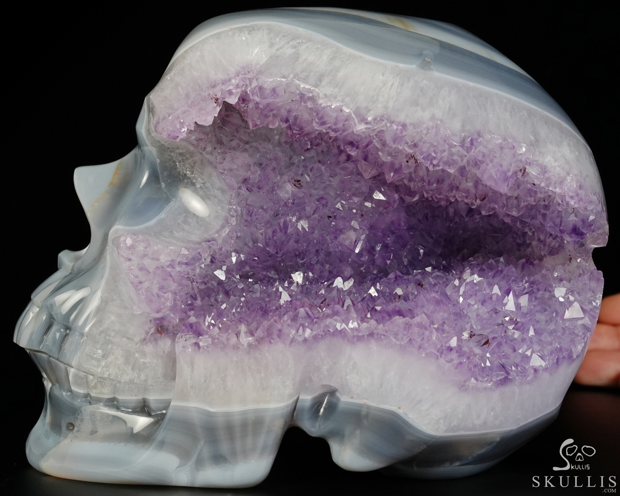 Lifesized 7.5" Agate Amethyst Geode Hand Carved Crystal Skull, Super Realistic, Crystal Healing Lifesized 7.5" Agate Amethyst Geode Hand Carved Crystal Skull, Super Realistic, Crystal Healing