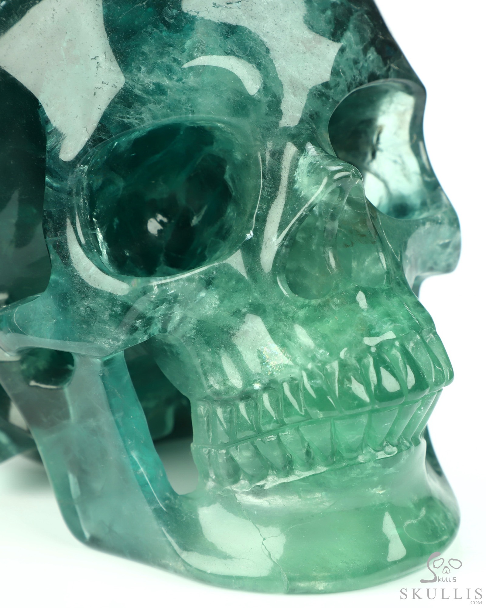 Lifesized 6.7" Fluorite Hand Carved Crystal Skull, Super Realistic, Crystal Healing Lifesized 6.7" Fluorite Hand Carved Crystal Skull, Super Realistic, Crystal Healing