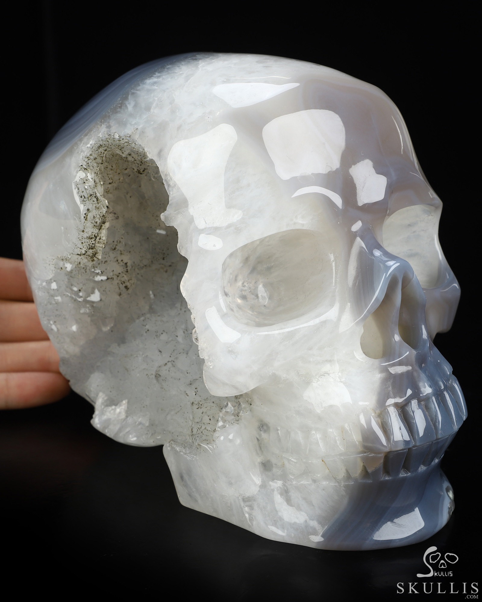 Lifesized 6.5" Agate Geode Hand Carved Crystal Skull, Super Realistic, Crystal Healing Lifesized 6.5" Agate Geode Hand Carved Crystal Skull, Super Realistic, Crystal Healing