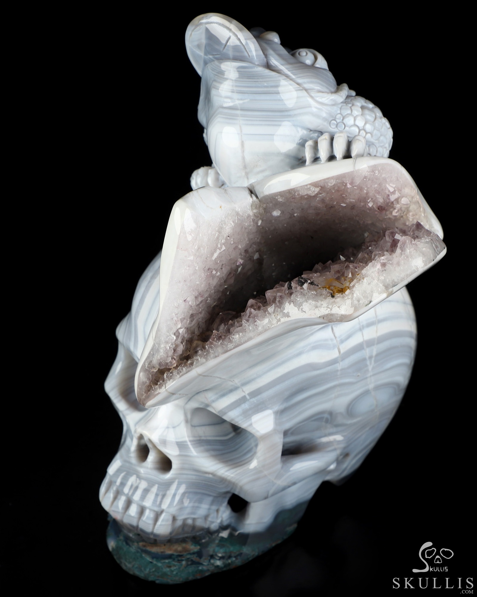 6.7" Agate Amethyst Geode Hand Carved Crystal Skull and Toad Fine Art Sculpture, Crystal Healing 6.7" Agate Amethyst Geode Hand Carved Crystal Skull and Toad Fine Art Sculpture, Crystal Healing
