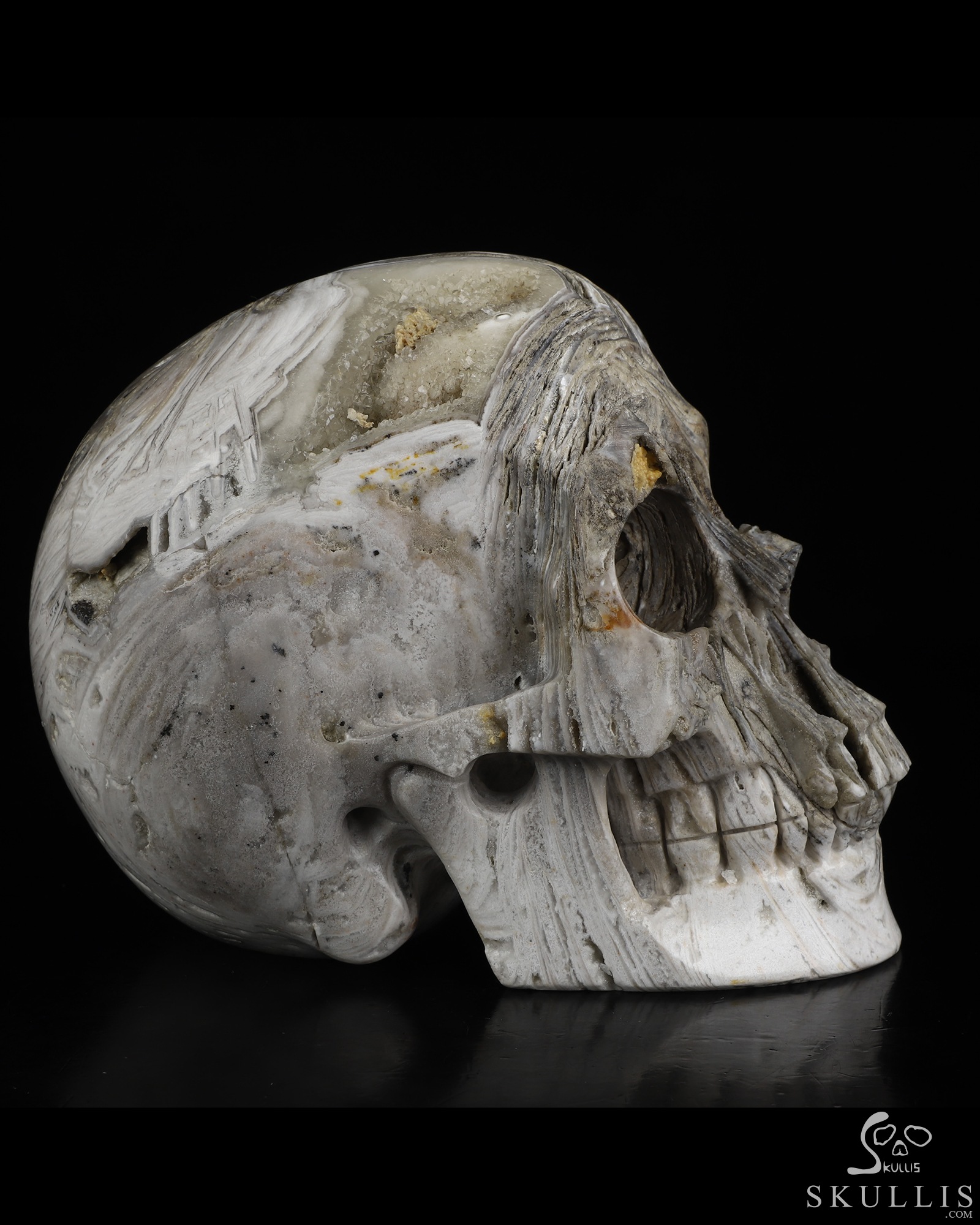 Lifesized 6.8" Agate Hand Carved Crystal Skull, Realistic, Crystal Healing Lifesized 6.8" Agate Hand Carved Crystal Skull, Realistic, Crystal Healing