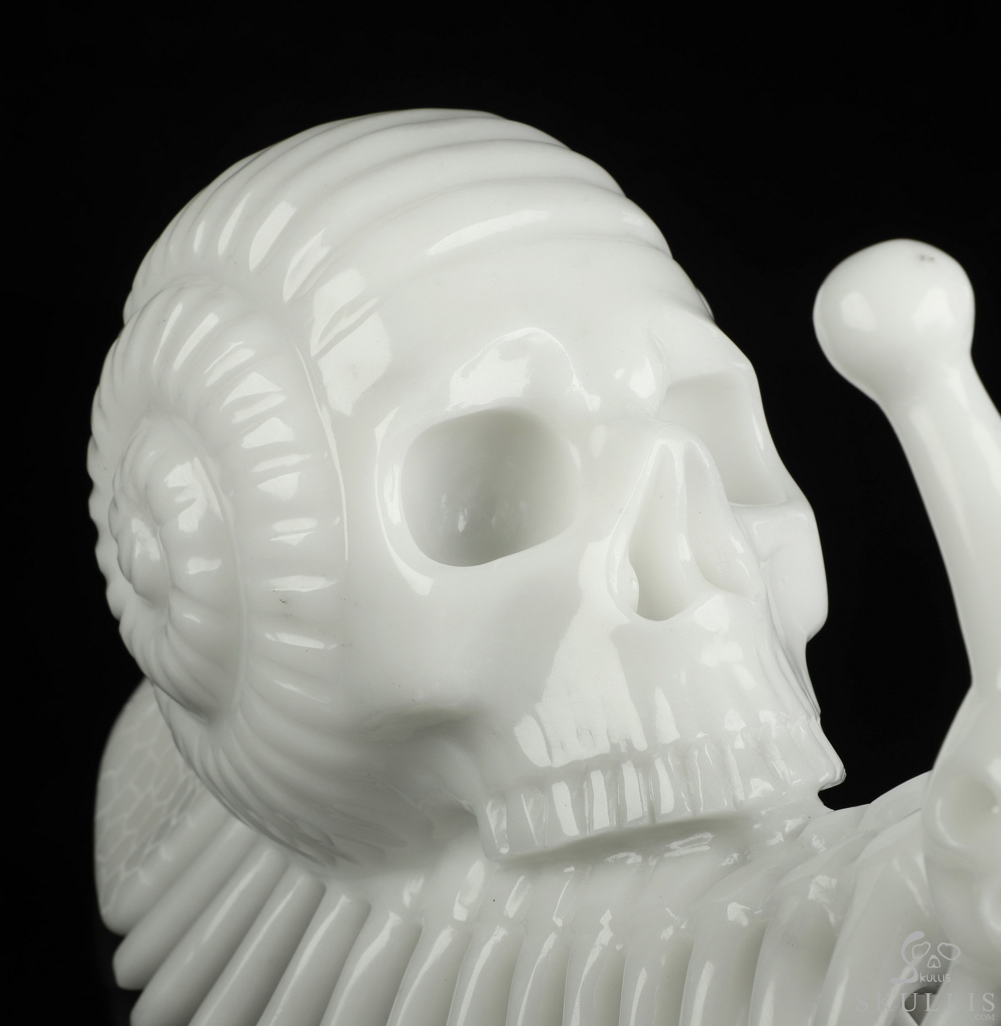 11.8" White Jade Hand Carved Snail Crystal Skull Sculpture, Crystal Healing 11.8" White Jade Hand Carved Snail Crystal Skull Sculpture, Crystal Healing