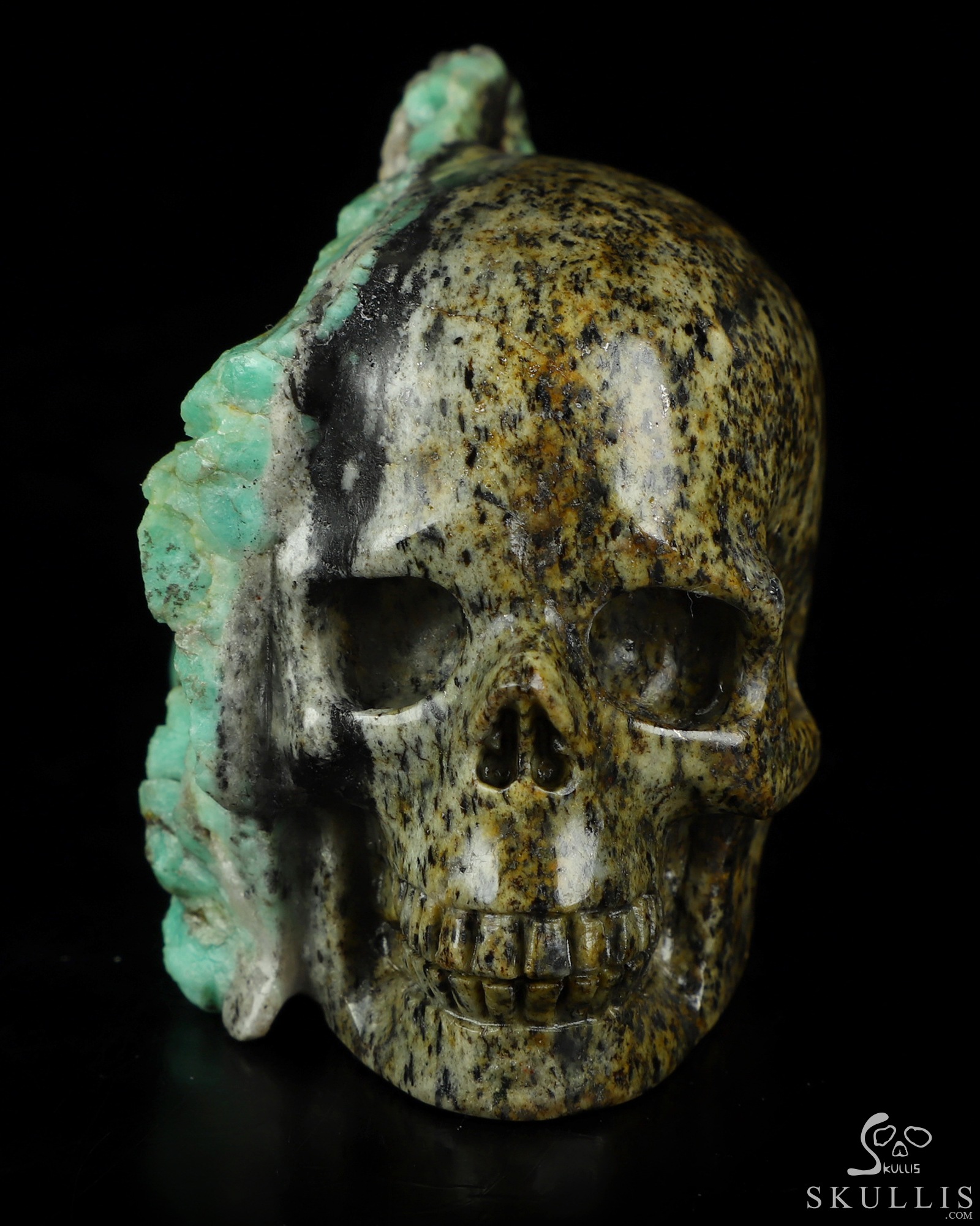 Gemstone 3.5" Emerald Hand Carved Crystal Skull Fine Art Sculpture, Crystal Healing Gemstone 3.5" Emerald Hand Carved Crystal Skull Fine Art Sculpture, Crystal Healing