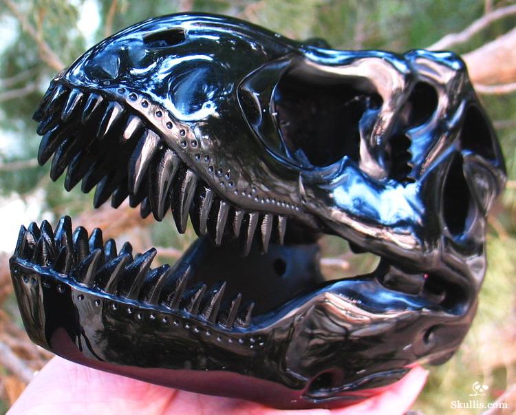 tyrannosaurus skull front