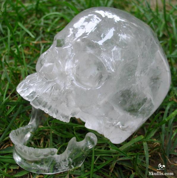 5.2" Quartz Rock Crystal Carved Crystal Skull, Detachable 5.2" Quartz Rock Crystal Carved Crystal Skull, Detachable