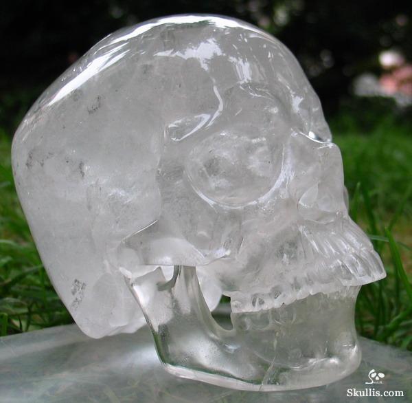 5.2" Quartz Rock Crystal Carved Crystal Skull, Detachable 5.2" Quartz Rock Crystal Carved Crystal Skull, Detachable