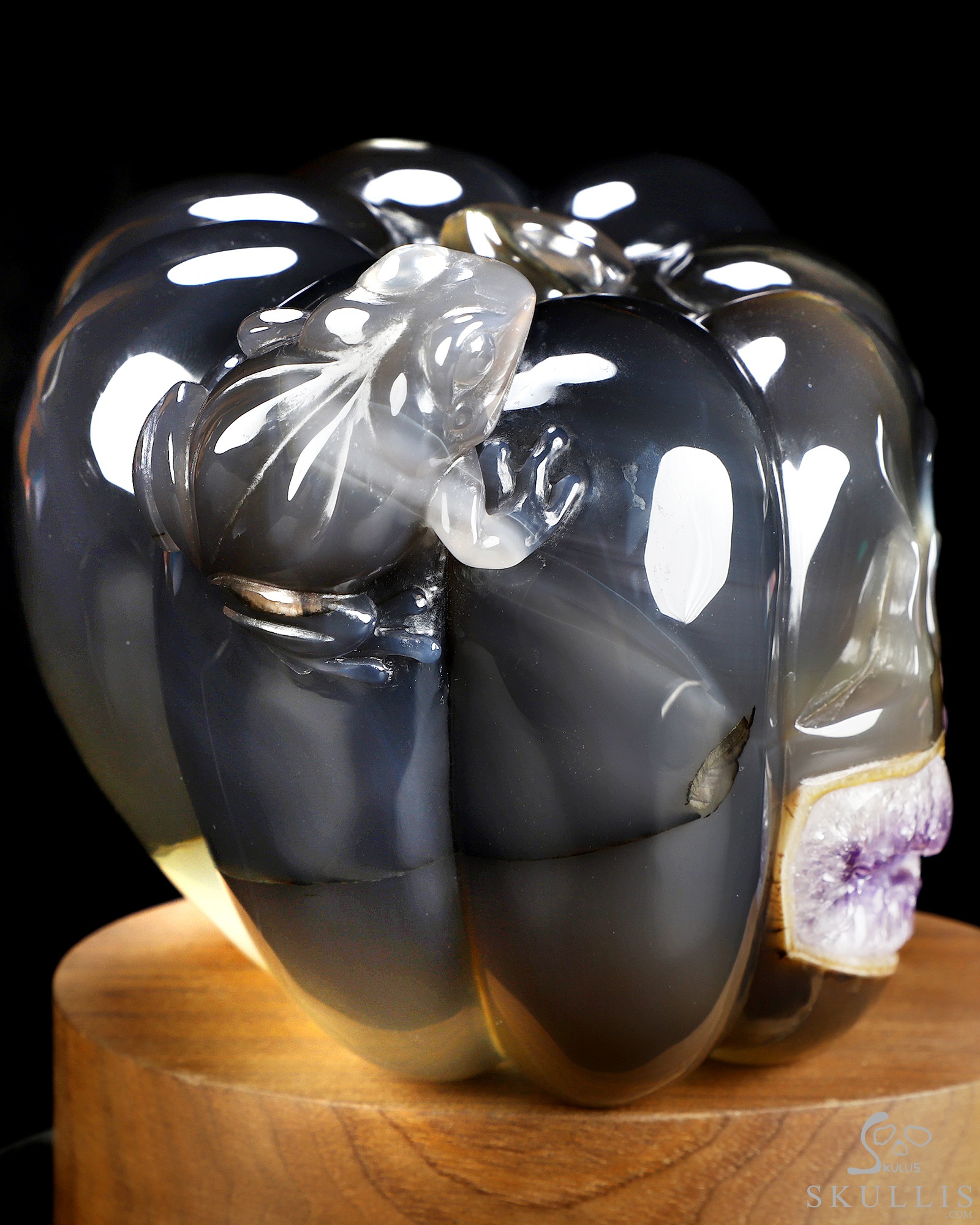 A Strange Little Harvest - 6.3" Agate Amethyst Geode Hand Carved Jack-O'-Lantern Pumpkin & Toad Crystal Skull Sculpture, Crystal Healing A Strange Little Harvest - 6.3" Agate Amethyst Geode Hand Carved Jack-O'-Lantern Pumpkin & Toad Crystal Skull Sculpture, Crystal Healing