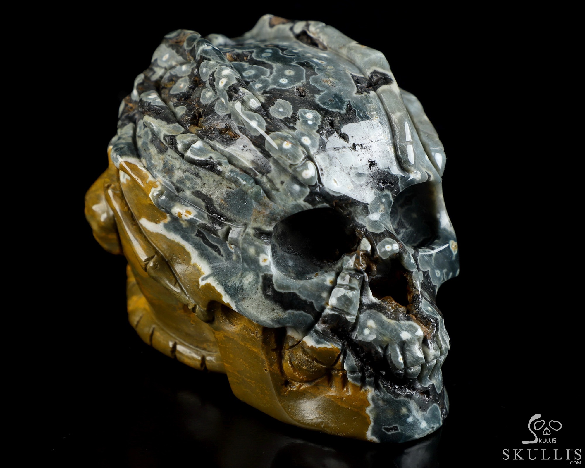 3.9" Ocean Jasper Hand Carved Crystal Skull and Facehugger Sculpture, Crystal Healing 3.9" Ocean Jasper Hand Carved Crystal Skull and Facehugger Sculpture, Crystal Healing